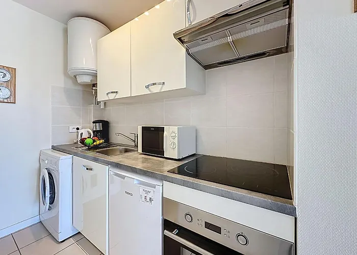 Atlantide-1 By Interhome Apartman Saint-Michel-Chef-Chef